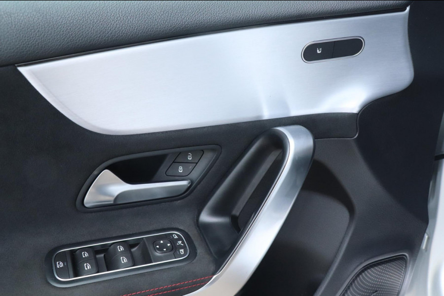 Mercedes-Benz A-Klasse AMG 35 4MATIC | PANO | CAMERA | VOL!