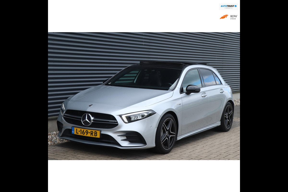 Mercedes-Benz A-Klasse AMG 35 4MATIC | PANO | CAMERA | VOL! Mercedes-Benz A-Klasse AMG 35 4MATIC | PANO | CAMERA | VOL!