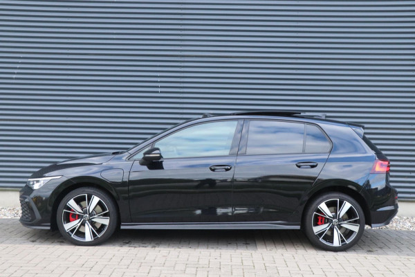 Volkswagen Golf 1.4 eHybrid GTE | PANO | IQ.DRIVE | Sfeerverlichting Volkswagen Golf 1.4 eHybrid GTE | PANO | IQ.DRIVE | Sfeerverlichting