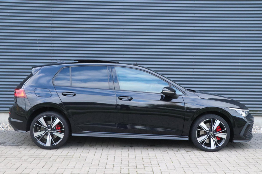 Volkswagen Golf 1.4 eHybrid GTE | PANO | IQ.DRIVE | Sfeerverlichting Volkswagen Golf 1.4 eHybrid GTE | PANO | IQ.DRIVE | Sfeerverlichting