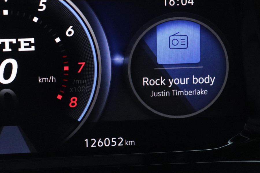 Volkswagen Golf 1.4 eHybrid GTE | PANO | IQ.DRIVE | Sfeerverlichting Volkswagen Golf 1.4 eHybrid GTE | PANO | IQ.DRIVE | Sfeerverlichting