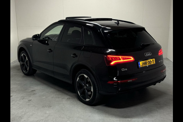 Audi Q5 50 TFSIe Quattro Black Edition RS Seats Pano Sfeer CarPlay