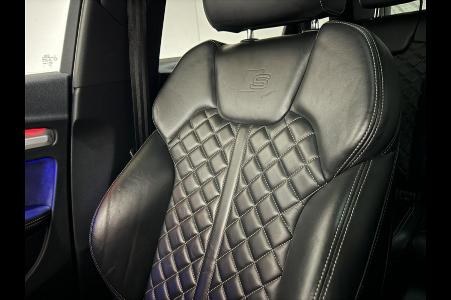 Audi Q5 50 TFSIe Quattro Black Edition RS Seats Pano Sfeer CarPlay
