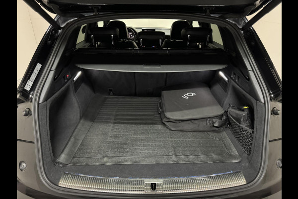 Audi Q5 50 TFSIe Quattro Black Edition RS Seats Pano Sfeer CarPlay