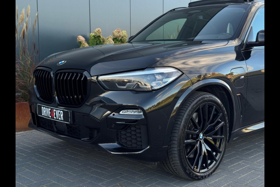 BMW X5 xDrive45e M PACK 395pk PANO ECC CAMERA LEDER SPORTVELGEN