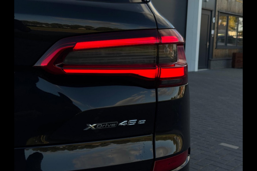 BMW X5 xDrive45e M PACK 395pk PANO ECC CAMERA LEDER SPORTVELGEN