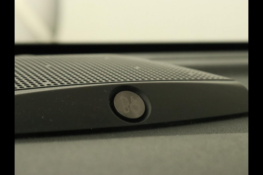 Ford Puma 1.0 EcoBoost Hybrid Titanium X First Edition | Keyless | camera | stoelverwarming | Carplay | LED | Cruise control | Lane assist