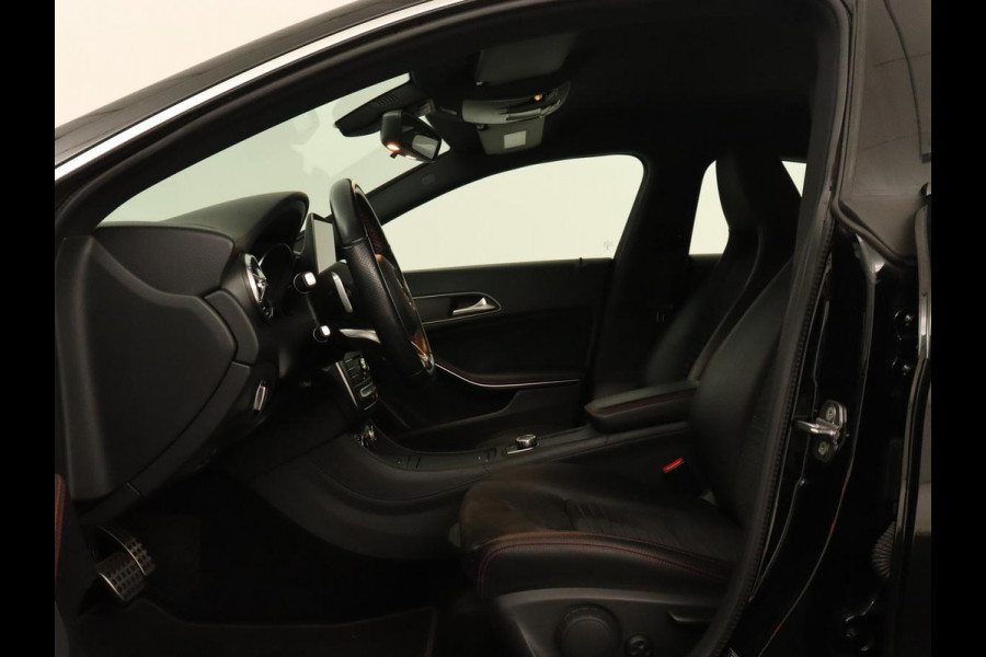 Mercedes-Benz CLA-Klasse Shooting Brake 180 | Trekhaak | Camera | Navigatie | Leder | LED | Cruise control | Sportstoelen | LMV 18 inch