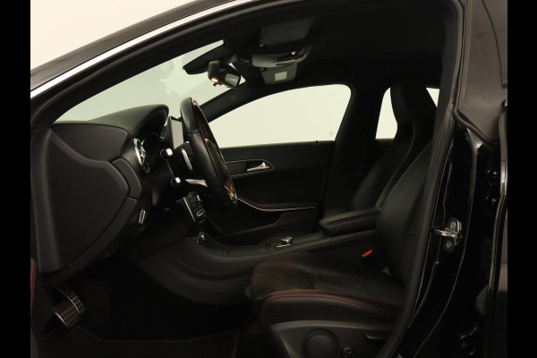 Mercedes-Benz CLA-Klasse Shooting Brake 180 | Trekhaak | Camera | Navigatie | Leder | LED | Cruise control | Sportstoelen | LMV 18 inch