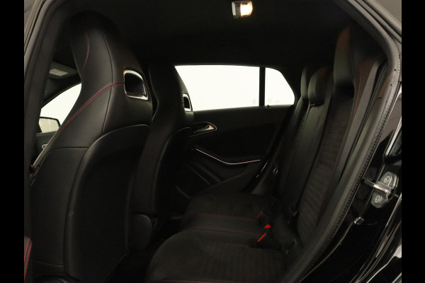 Mercedes-Benz CLA-Klasse Shooting Brake 180 | Trekhaak | Camera | Navigatie | Leder | LED | Cruise control | Sportstoelen | LMV 18 inch
