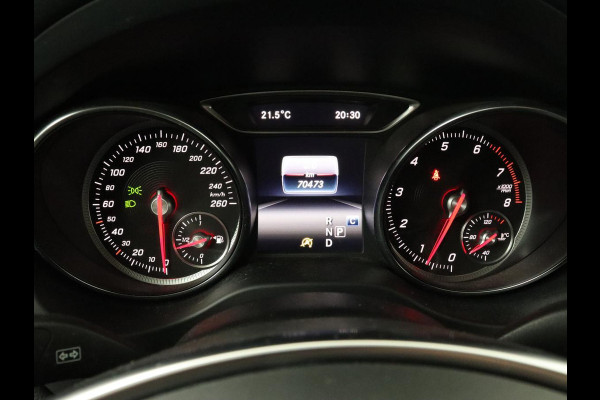 Mercedes-Benz CLA-Klasse Shooting Brake 180 | Trekhaak | Camera | Navigatie | Leder | LED | Cruise control | Sportstoelen | LMV 18 inch