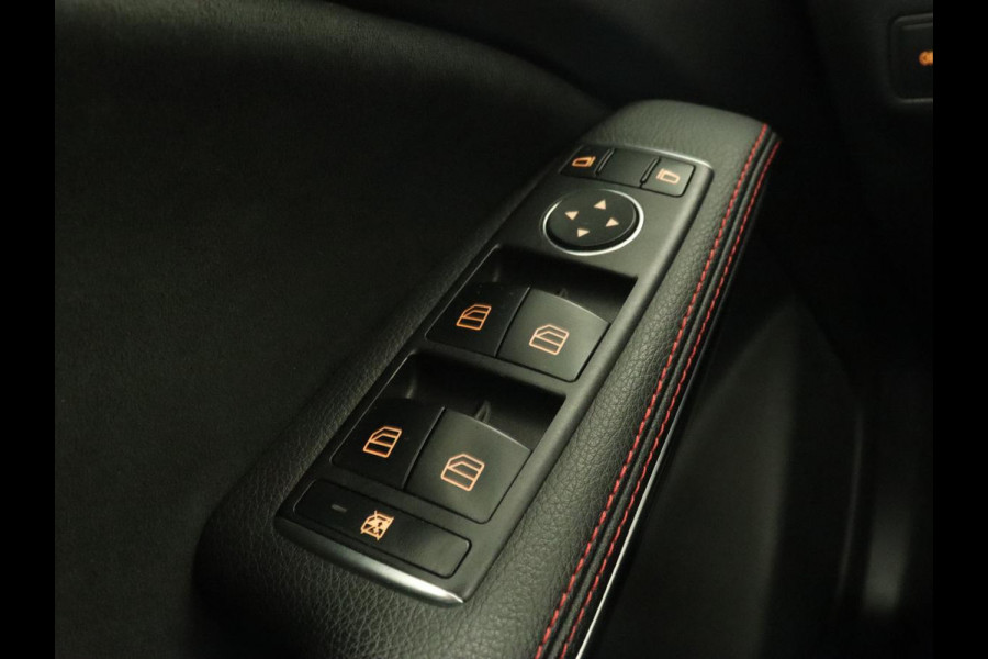Mercedes-Benz CLA-Klasse Shooting Brake 180 | Trekhaak | Camera | Navigatie | Leder | LED | Cruise control | Sportstoelen | LMV 18 inch