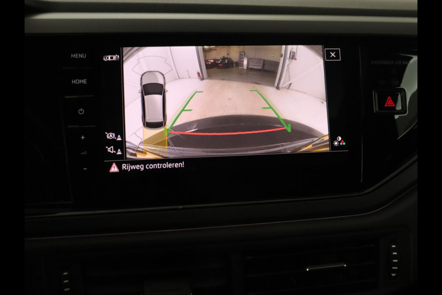 Volkswagen Taigo 1.0 TSI R-Line | Panoramadak| Camera | Virtual cockpit | Stoelverwarming | Navigatie | Carplay | LMV 18 inch | Getint glas | LED