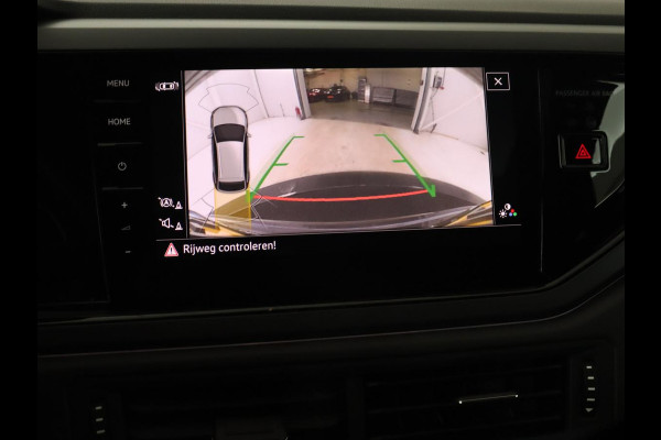 Volkswagen Taigo 1.0 TSI R-Line | Panoramadak| Camera | Virtual cockpit | Stoelverwarming | Navigatie | Carplay | LMV 18 inch | Getint glas | LED