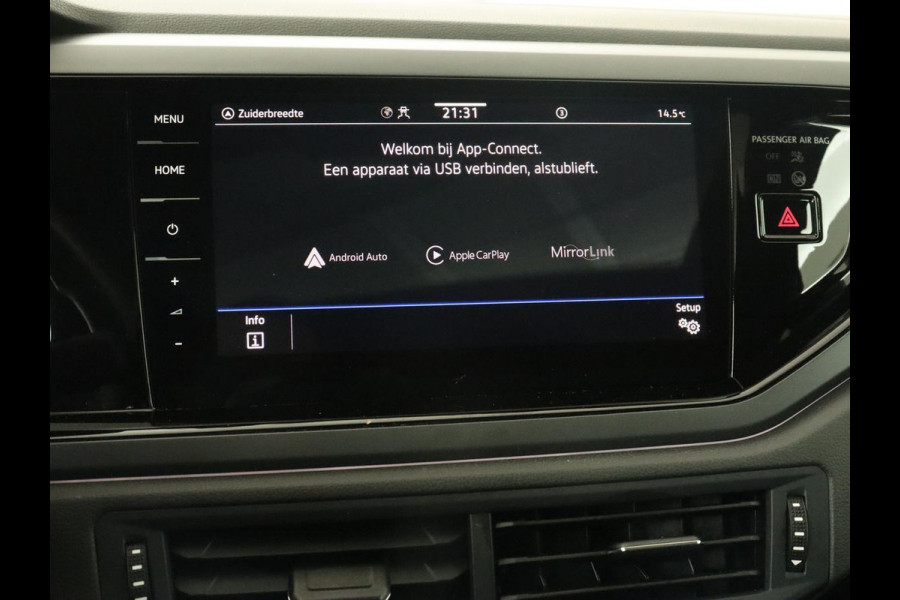 Volkswagen Taigo 1.0 TSI R-Line | Panoramadak| Camera | Virtual cockpit | Stoelverwarming | Navigatie | Carplay | LMV 18 inch | Getint glas | LED