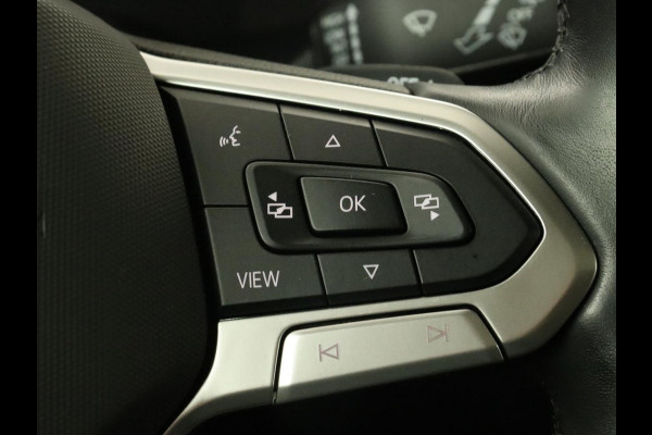 Volkswagen Taigo 1.0 TSI R-Line | Panoramadak| Camera | Virtual cockpit | Stoelverwarming | Navigatie | Carplay | LMV 18 inch | Getint glas | LED