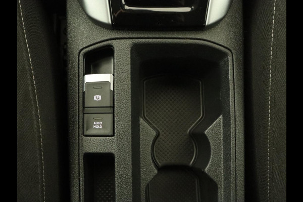 Volkswagen T-Roc 1.5 TSI Life Bns | Camera | Navigatie | Stoelverwarming | Carplay | Getint glas | Adaptive cruise | Climate control
