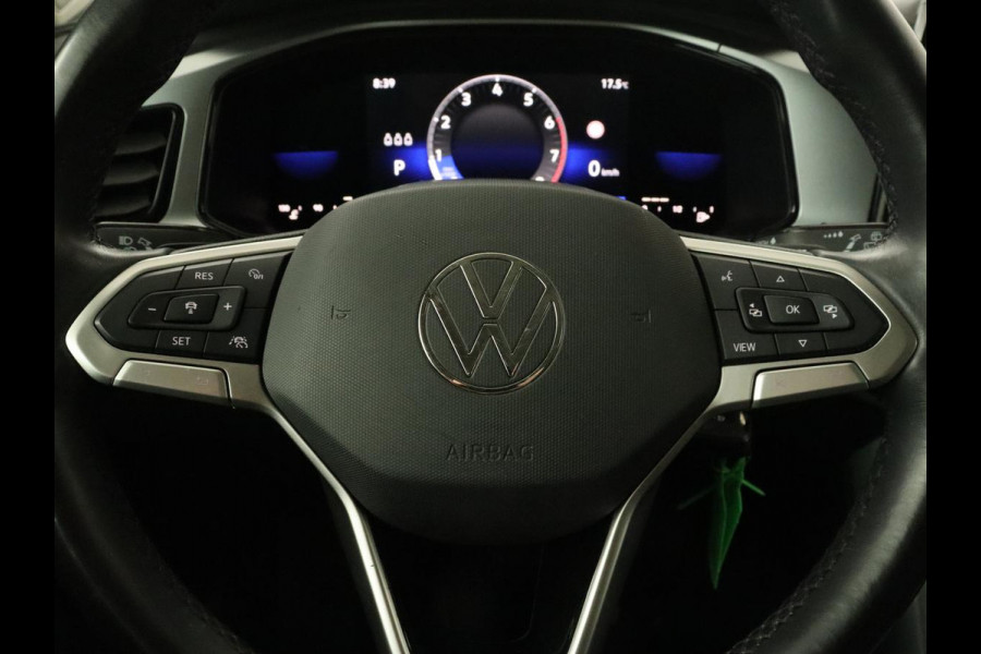 Volkswagen T-Roc 1.5 TSI Life Bns | Camera | Navigatie | Stoelverwarming | Carplay | Getint glas | Adaptive cruise | Climate control