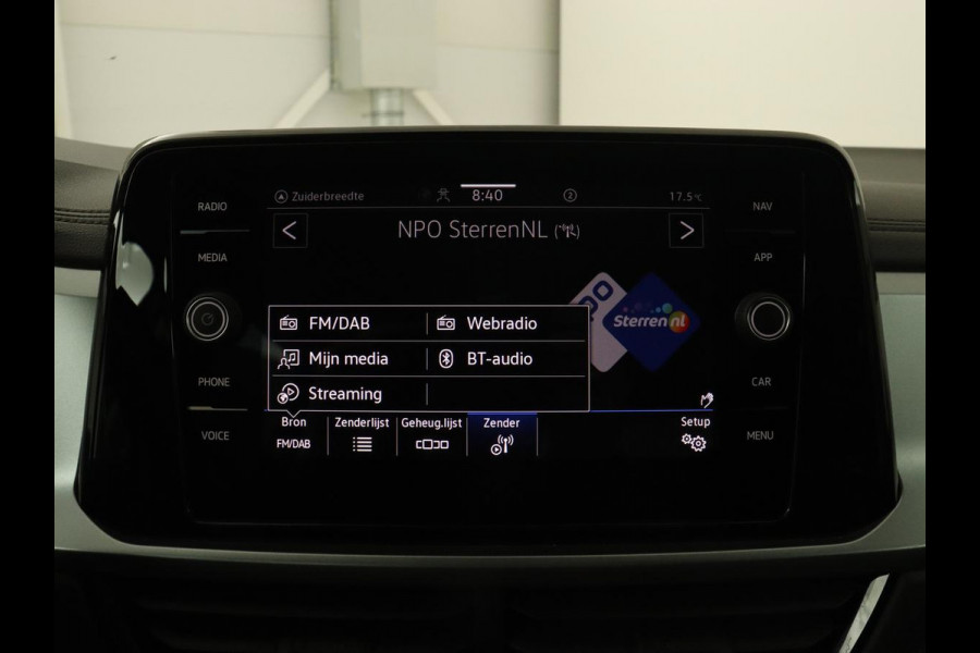 Volkswagen T-Roc 1.5 TSI Life Bns | Camera | Navigatie | Stoelverwarming | Carplay | Getint glas | Adaptive cruise | Climate control