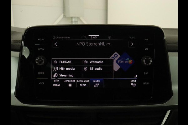 Volkswagen T-Roc 1.5 TSI Life Bns | Camera | Navigatie | Stoelverwarming | Carplay | Getint glas | Adaptive cruise | Climate control