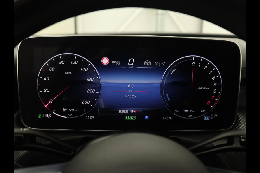 Mercedes-Benz C-Klasse 300 e AMG Line | Panoramadak | Wegklapbare trekhaak | Sfeerverlichting | Elektrische stoelen | Stoelverwarming | 360 Camera | Leder | Memory | Carplay