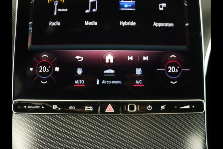 Mercedes-Benz C-Klasse 300 e AMG Line | Panoramadak | Wegklapbare trekhaak | Sfeerverlichting | Elektrische stoelen | Stoelverwarming | 360 Camera | Leder | Memory | Carplay