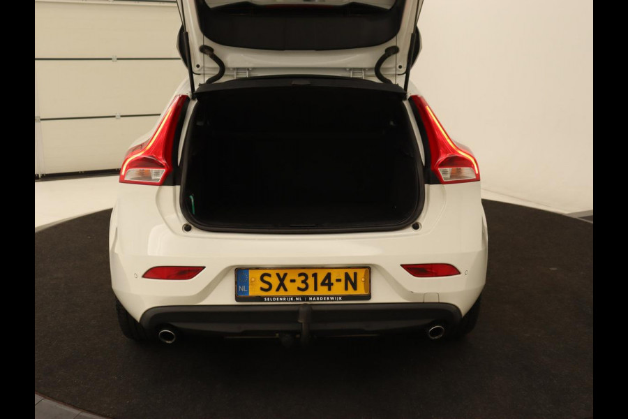 Volvo V40 1.5 T3 Dynamic Edition