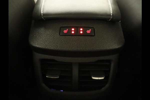 Ford Mondeo 2.0 IVCT HEV Vignale | Leder | Stoelverwarming | LED | LMV 18 inch | Navigatie | Carplay | Elektrische stoelen | Camera Ford Mondeo 2.0 IVCT HEV Vignale | Leder | Stoelverwarming | LED | LMV 18 inch | Navigatie | Carplay | Elektrische stoelen | Camera