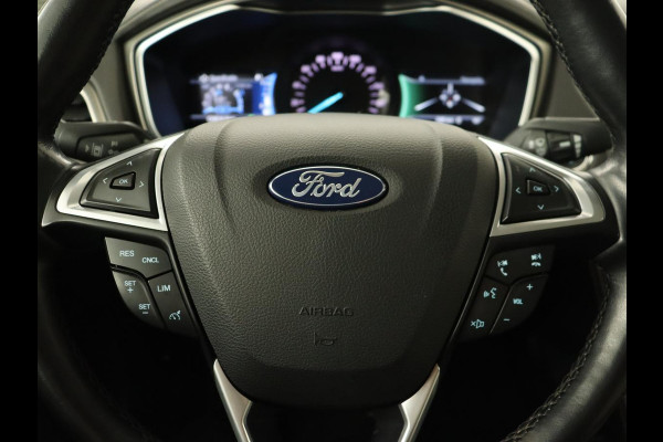 Ford Mondeo 2.0 IVCT HEV Vignale | Leder | Stoelverwarming | LED | LMV 18 inch | Navigatie | Carplay | Elektrische stoelen | Camera Ford Mondeo 2.0 IVCT HEV Vignale | Leder | Stoelverwarming | LED | LMV 18 inch | Navigatie | Carplay | Elektrische stoelen | Camera