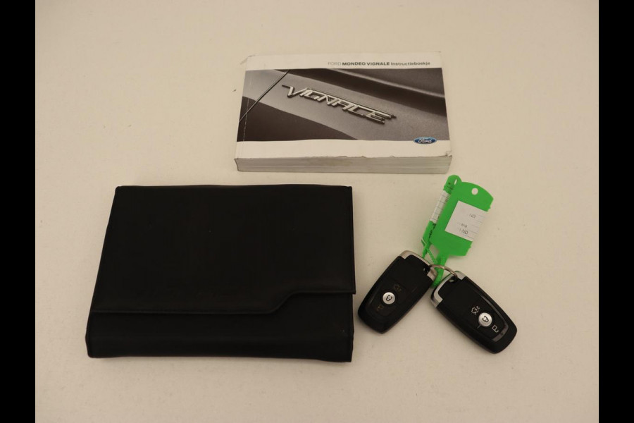 Ford Mondeo 2.0 IVCT HEV Vignale | Leder | Stoelverwarming | LED | LMV 18 inch | Navigatie | Carplay | Elektrische stoelen | Camera Ford Mondeo 2.0 IVCT HEV Vignale | Leder | Stoelverwarming | LED | LMV 18 inch | Navigatie | Carplay | Elektrische stoelen | Camera