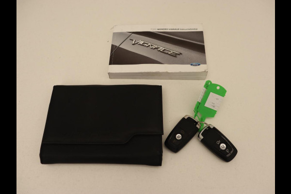 Ford Mondeo 2.0 IVCT HEV Vignale | Leder | Stoelverwarming | LED | LMV 18 inch | Navigatie | Carplay | Elektrische stoelen | Camera Ford Mondeo 2.0 IVCT HEV Vignale | Leder | Stoelverwarming | LED | LMV 18 inch | Navigatie | Carplay | Elektrische stoelen | Camera