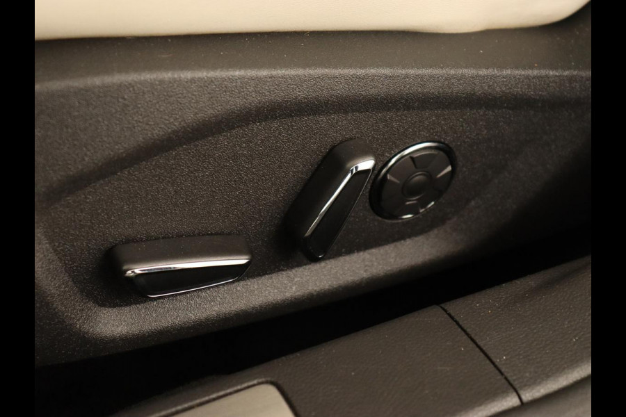 Ford Mondeo 2.0 IVCT HEV Vignale | Leder | Stoelverwarming | LED | LMV 18 inch | Navigatie | Carplay | Elektrische stoelen | Camera Ford Mondeo 2.0 IVCT HEV Vignale | Leder | Stoelverwarming | LED | LMV 18 inch | Navigatie | Carplay | Elektrische stoelen | Camera