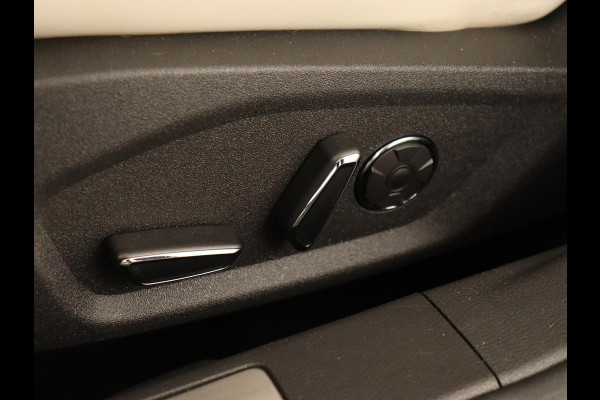 Ford Mondeo 2.0 IVCT HEV Vignale | Leder | Stoelverwarming | LED | LMV 18 inch | Navigatie | Carplay | Elektrische stoelen | Camera Ford Mondeo 2.0 IVCT HEV Vignale | Leder | Stoelverwarming | LED | LMV 18 inch | Navigatie | Carplay | Elektrische stoelen | Camera