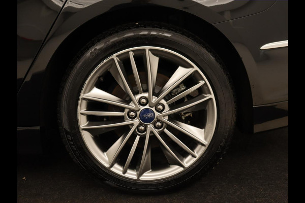 Ford Mondeo 2.0 IVCT HEV Vignale | Leder | Stoelverwarming | LED | LMV 18 inch | Navigatie | Carplay | Elektrische stoelen | Camera Ford Mondeo 2.0 IVCT HEV Vignale | Leder | Stoelverwarming | LED | LMV 18 inch | Navigatie | Carplay | Elektrische stoelen | Camera