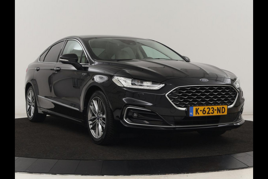 Ford Mondeo 2.0 IVCT HEV Vignale | Leder | Stoelverwarming | LED | LMV 18 inch | Navigatie | Carplay | Elektrische stoelen | Camera Ford Mondeo 2.0 IVCT HEV Vignale | Leder | Stoelverwarming | LED | LMV 18 inch | Navigatie | Carplay | Elektrische stoelen | Camera