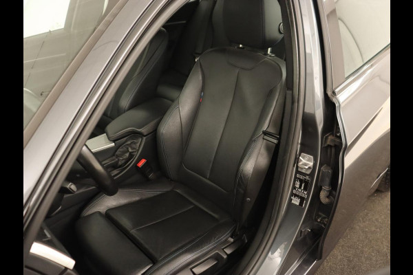 BMW 3 Serie Touring 318i Centennial High Executive