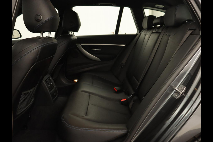BMW 3 Serie Touring 318i Centennial High Executive