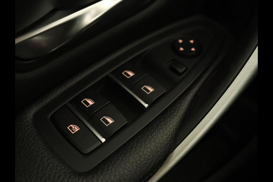 BMW 3 Serie Touring 318i Centennial High Executive