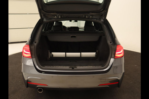 BMW 3 Serie Touring 318i Centennial High Executive