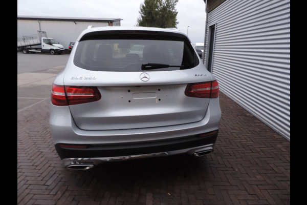 Mercedes-Benz GLC 250 4MATIC motor schade diefstal panoramadak