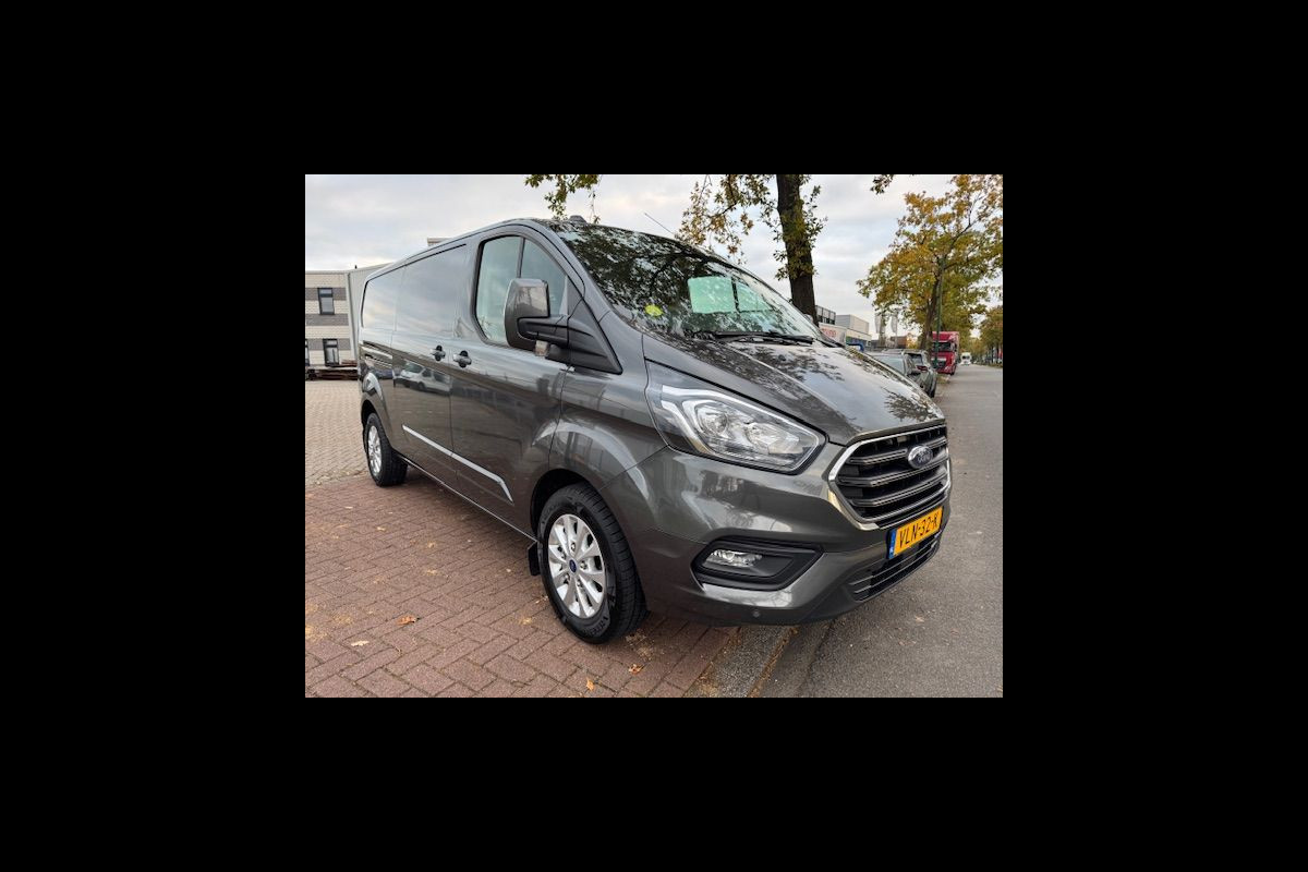 Ford Transit Custom 300 2.0 TDCI 130pk L2 H1 Limited Automaat 3persoons Airco/ECC,Navigatie,Camera 1e Eigenaar Ford Transit Custom 300 2.0 TDCI 130pk L2 H1 Limited Automaat 3persoons Airco/ECC,Navigatie,Camera 1e Eigenaar
