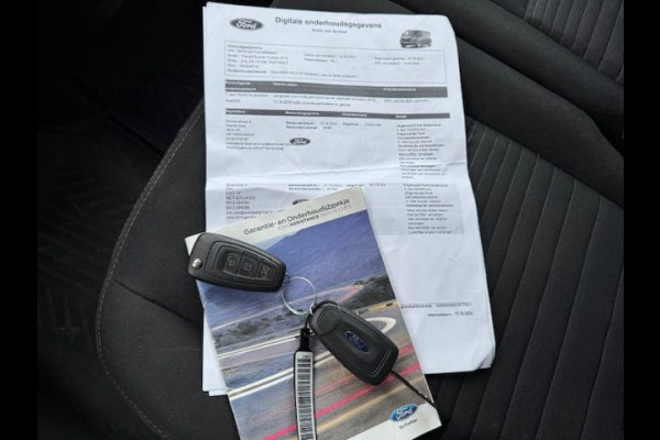 Ford Transit Custom 300 2.0 TDCI 130pk L2 H1 Limited Automaat 3persoons Airco/ECC,Navigatie,Camera 1e Eigenaar Ford Transit Custom 300 2.0 TDCI 130pk L2 H1 Limited Automaat 3persoons Airco/ECC,Navigatie,Camera 1e Eigenaar