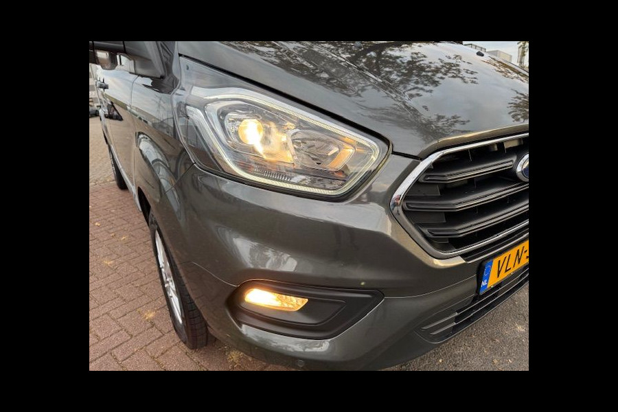 Ford Transit Custom 300 2.0 TDCI 130pk L2 H1 Limited Automaat 3persoons Airco/ECC,Navigatie,Camera 1e Eigenaar Ford Transit Custom 300 2.0 TDCI 130pk L2 H1 Limited Automaat 3persoons Airco/ECC,Navigatie,Camera 1e Eigenaar