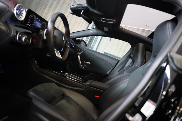Mercedes-Benz CLA-Klasse Shooting Brake 250 e AMG 45 Look / Memory / Elek Stoelen / Acc / Head Up / 360 Camera / Pano / 20 Inch Mercedes-Benz CLA-Klasse Shooting Brake 250 e AMG 45 Look / Memory / Elek Stoelen / Acc / Head Up / 360 Camera / Pano / 20 Inch
