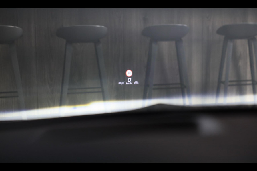 Mercedes-Benz CLA-Klasse Shooting Brake 250 e AMG 45 Look / Memory / Elek Stoelen / Acc / Head Up / 360 Camera / Pano / 20 Inch Mercedes-Benz CLA-Klasse Shooting Brake 250 e AMG 45 Look / Memory / Elek Stoelen / Acc / Head Up / 360 Camera / Pano / 20 Inch