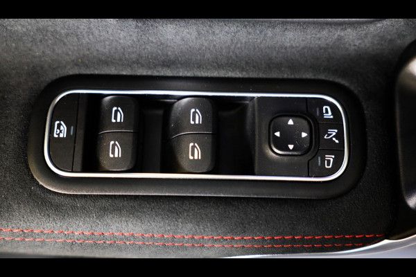 Mercedes-Benz CLA-Klasse Shooting Brake 250 e AMG 45 Look / Memory / Elek Stoelen / Acc / Head Up / 360 Camera / Pano / 20 Inch Mercedes-Benz CLA-Klasse Shooting Brake 250 e AMG 45 Look / Memory / Elek Stoelen / Acc / Head Up / 360 Camera / Pano / 20 Inch