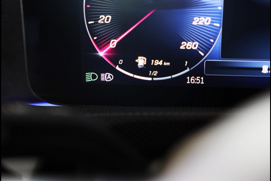 Mercedes-Benz CLA-Klasse Shooting Brake 250 e AMG 45 Look / Memory / Elek Stoelen / Acc / Head Up / 360 Camera / Pano / 20 Inch Mercedes-Benz CLA-Klasse Shooting Brake 250 e AMG 45 Look / Memory / Elek Stoelen / Acc / Head Up / 360 Camera / Pano / 20 Inch