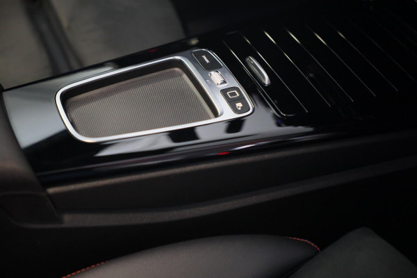Mercedes-Benz CLA-Klasse Shooting Brake 250 e AMG 45 Look / Memory / Elek Stoelen / Acc / Head Up / 360 Camera / Pano / 20 Inch Mercedes-Benz CLA-Klasse Shooting Brake 250 e AMG 45 Look / Memory / Elek Stoelen / Acc / Head Up / 360 Camera / Pano / 20 Inch