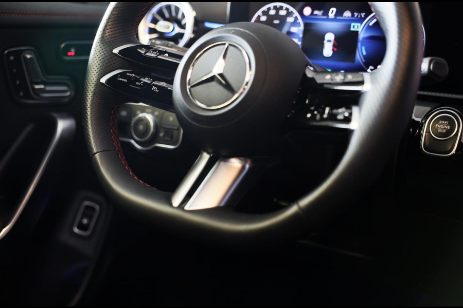 Mercedes-Benz CLA-Klasse Shooting Brake 250 e AMG 45 Look / Memory / Elek Stoelen / Acc / Head Up / 360 Camera / Pano / 20 Inch Mercedes-Benz CLA-Klasse Shooting Brake 250 e AMG 45 Look / Memory / Elek Stoelen / Acc / Head Up / 360 Camera / Pano / 20 Inch