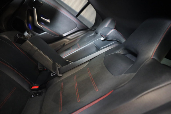 Mercedes-Benz CLA-Klasse Shooting Brake 250 e AMG 45 Look / Memory / Elek Stoelen / Acc / Head Up / 360 Camera / Pano / 20 Inch Mercedes-Benz CLA-Klasse Shooting Brake 250 e AMG 45 Look / Memory / Elek Stoelen / Acc / Head Up / 360 Camera / Pano / 20 Inch